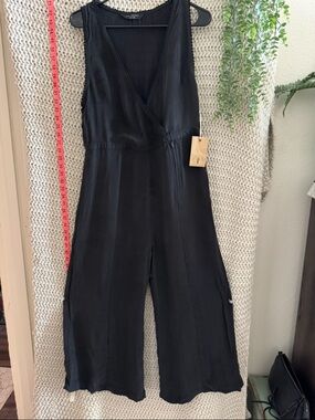 KNOT sisters wide leg black jumpsuit women’s size large